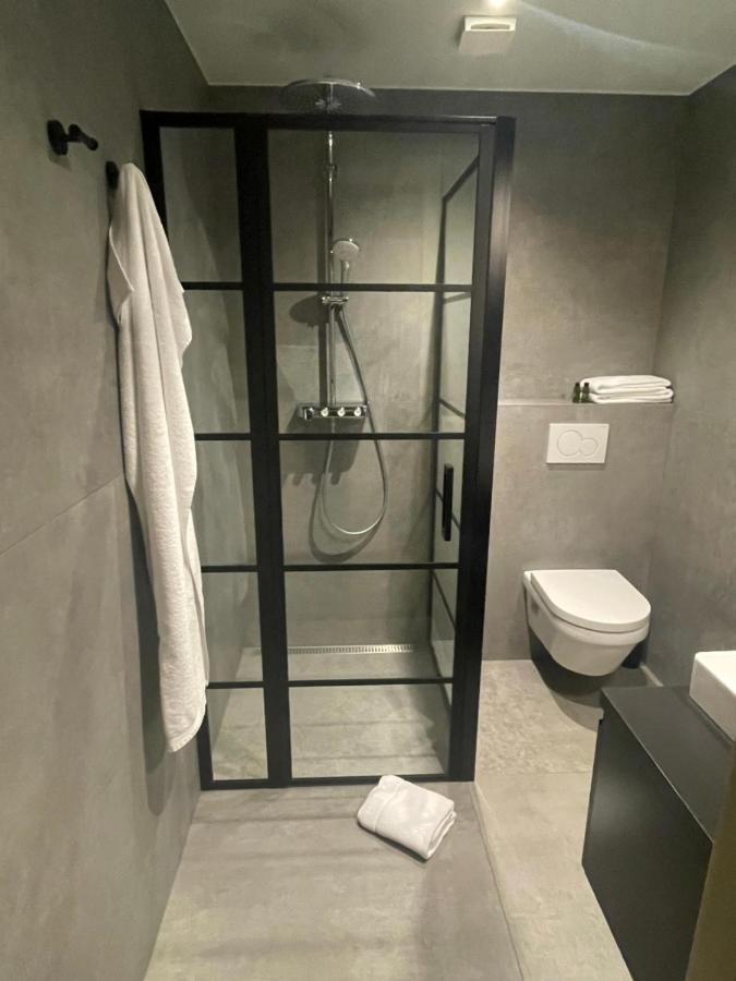 De Gouden Wilg Bed & Breakfast Лунтерен Екстериор снимка