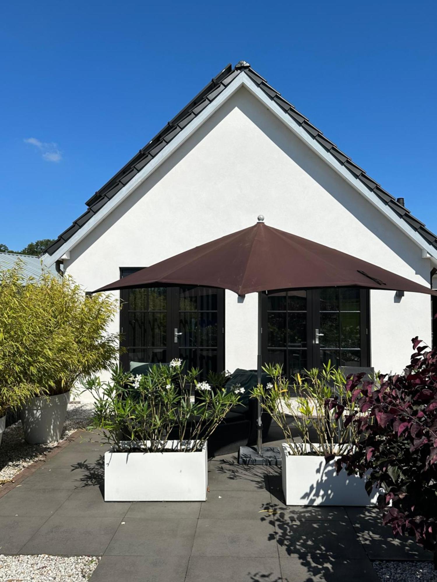 De Gouden Wilg Bed & Breakfast Лунтерен Екстериор снимка